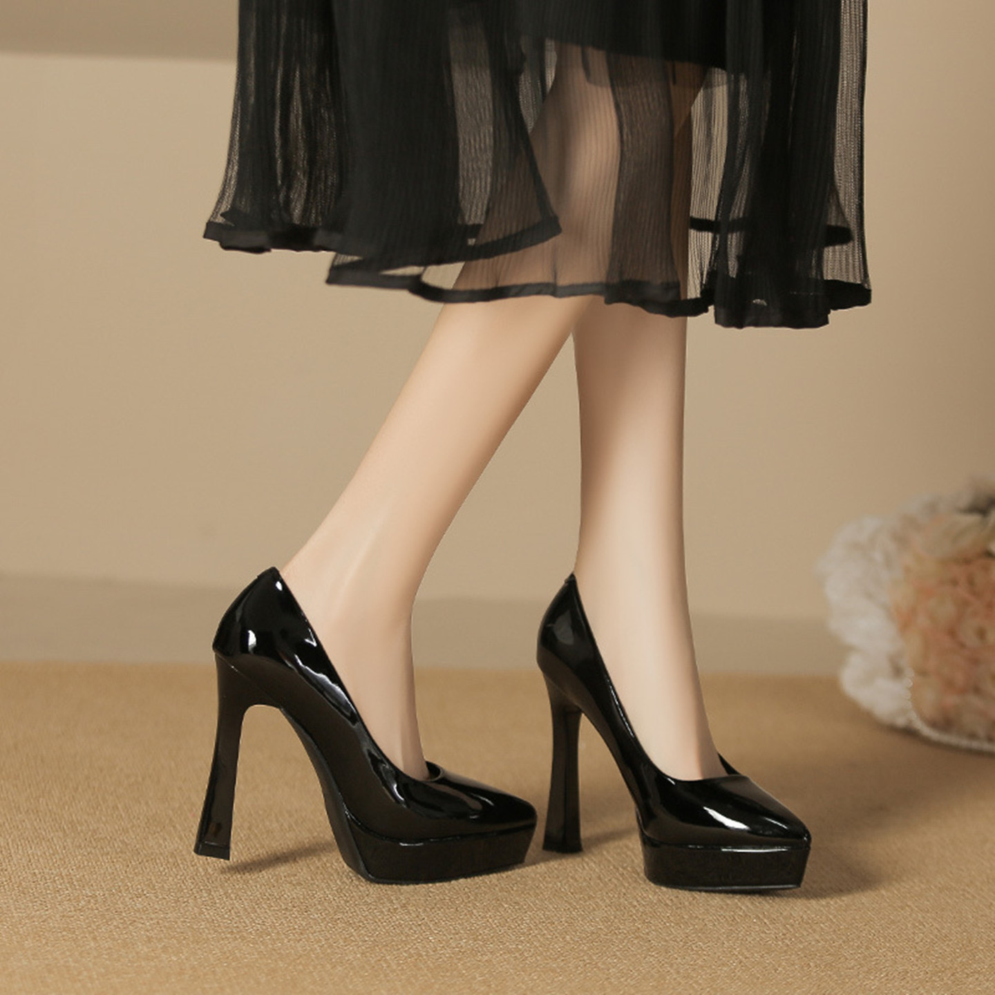 小个子女鞋尖头防水台高跟鞋性感通勤不磨脚12CM粗跟职业浅口单鞋