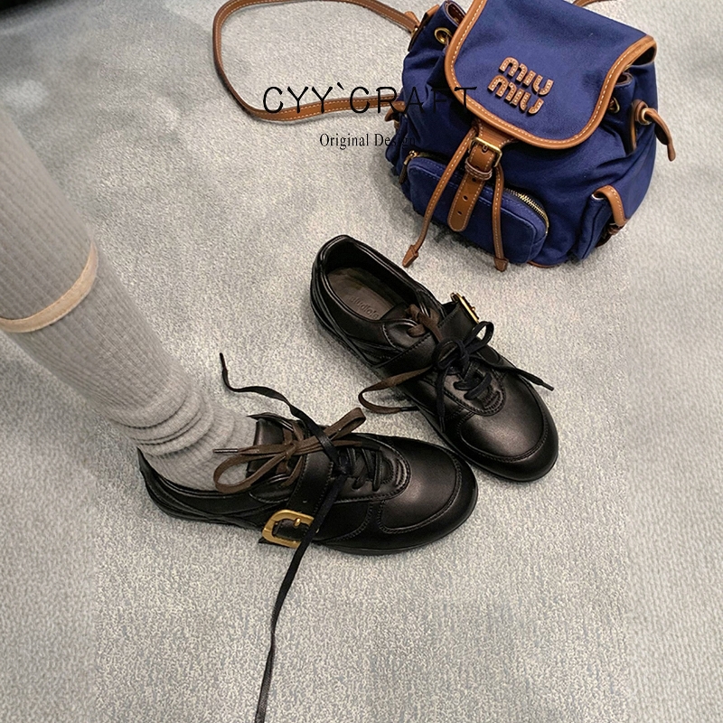 韩国羊皮复古皮带扣德训鞋女2025