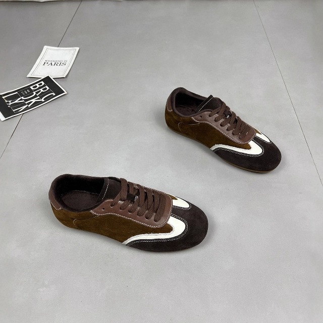 韩国牛皮加绒德训鞋女2025冬季