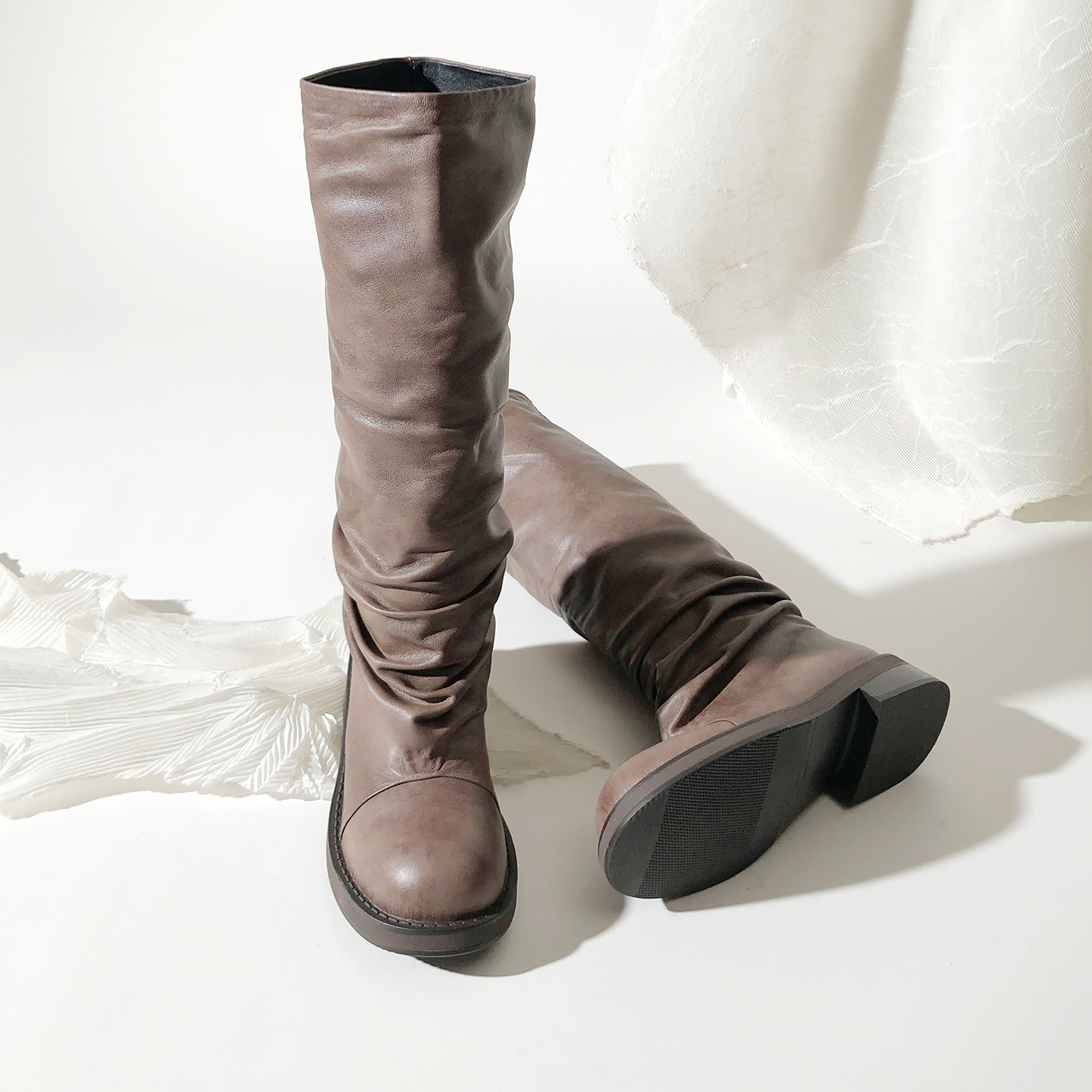 欧美圆头高筒褶皱骑士靴粗跟