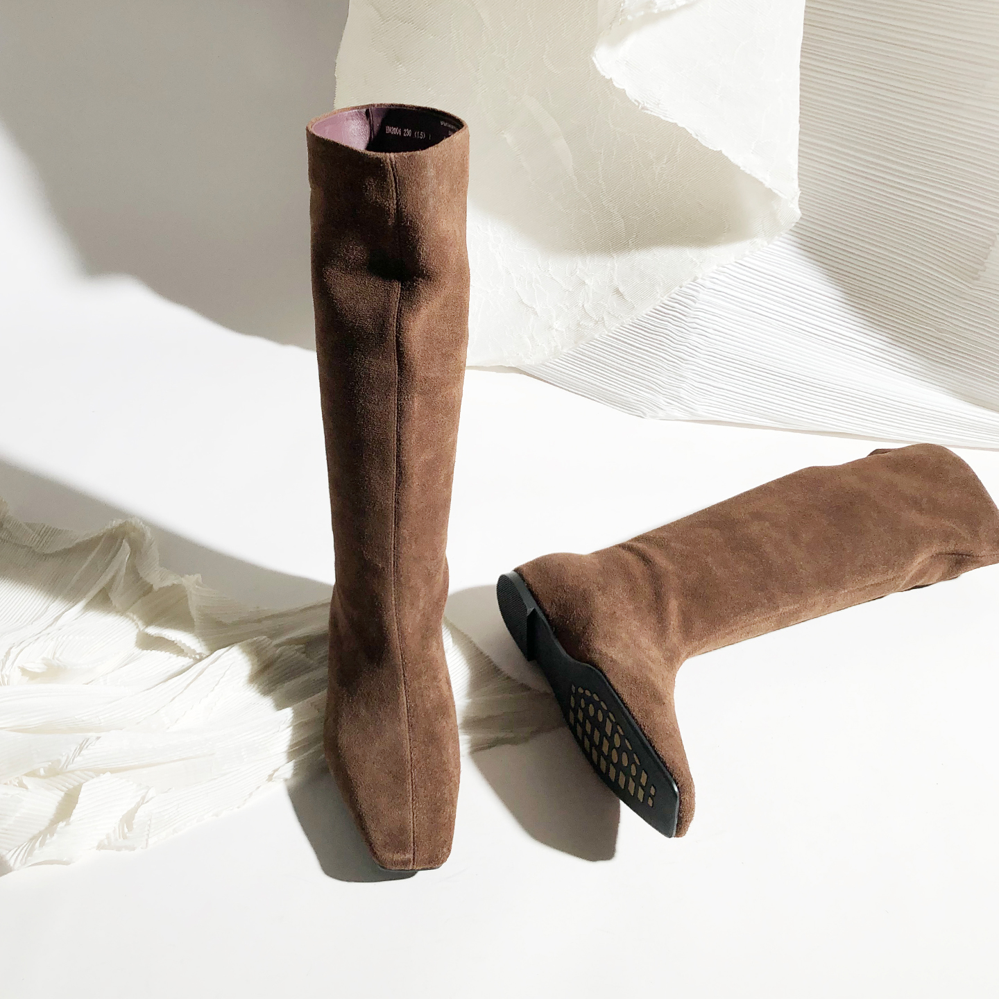 莲花府邸西部复古内增高时装靴