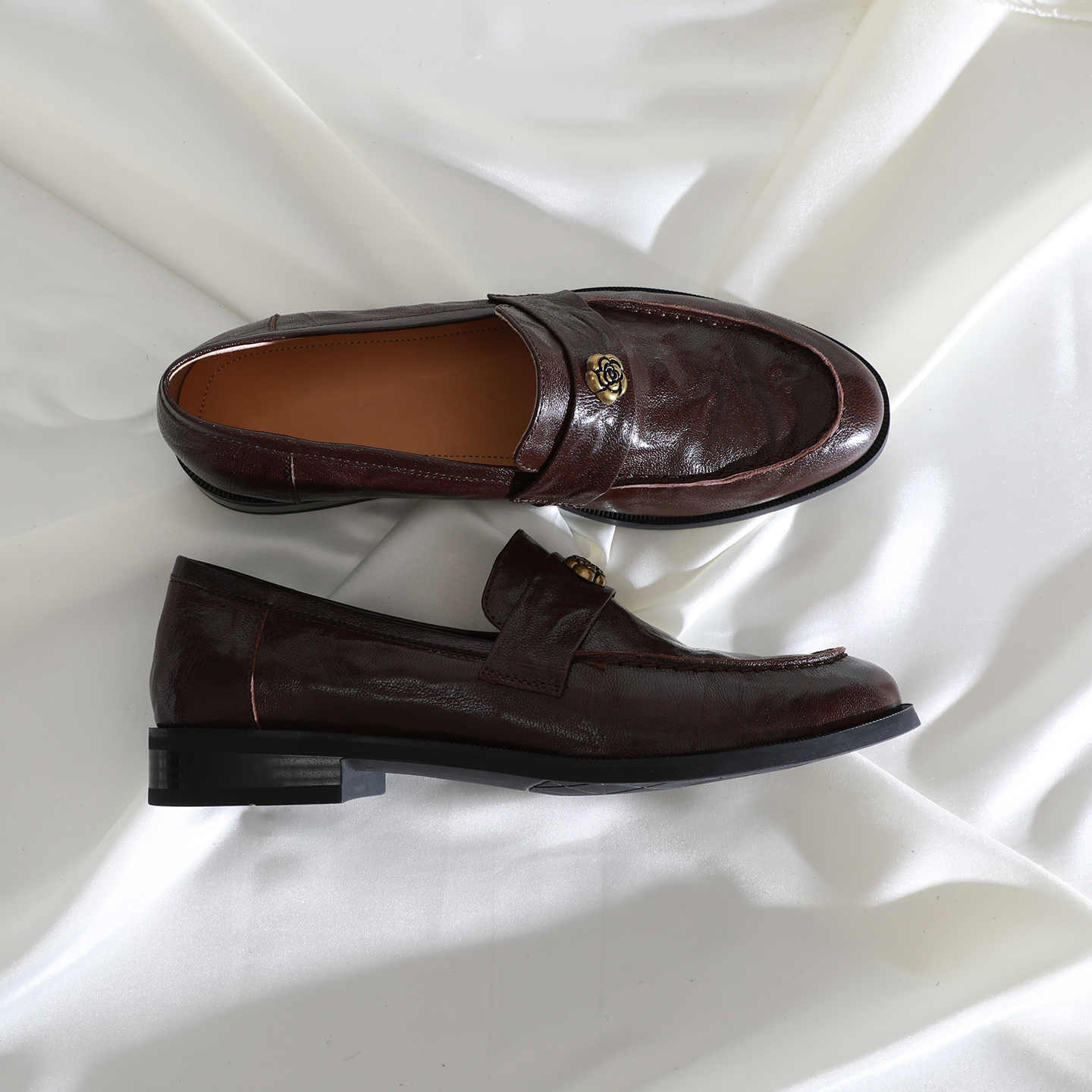 莲花府邸英伦复古通勤百搭乐福鞋