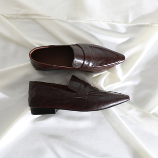 莲花府邸2026春季复古单鞋尖头深口一脚蹬通勤百搭粗跟羊皮小皮鞋