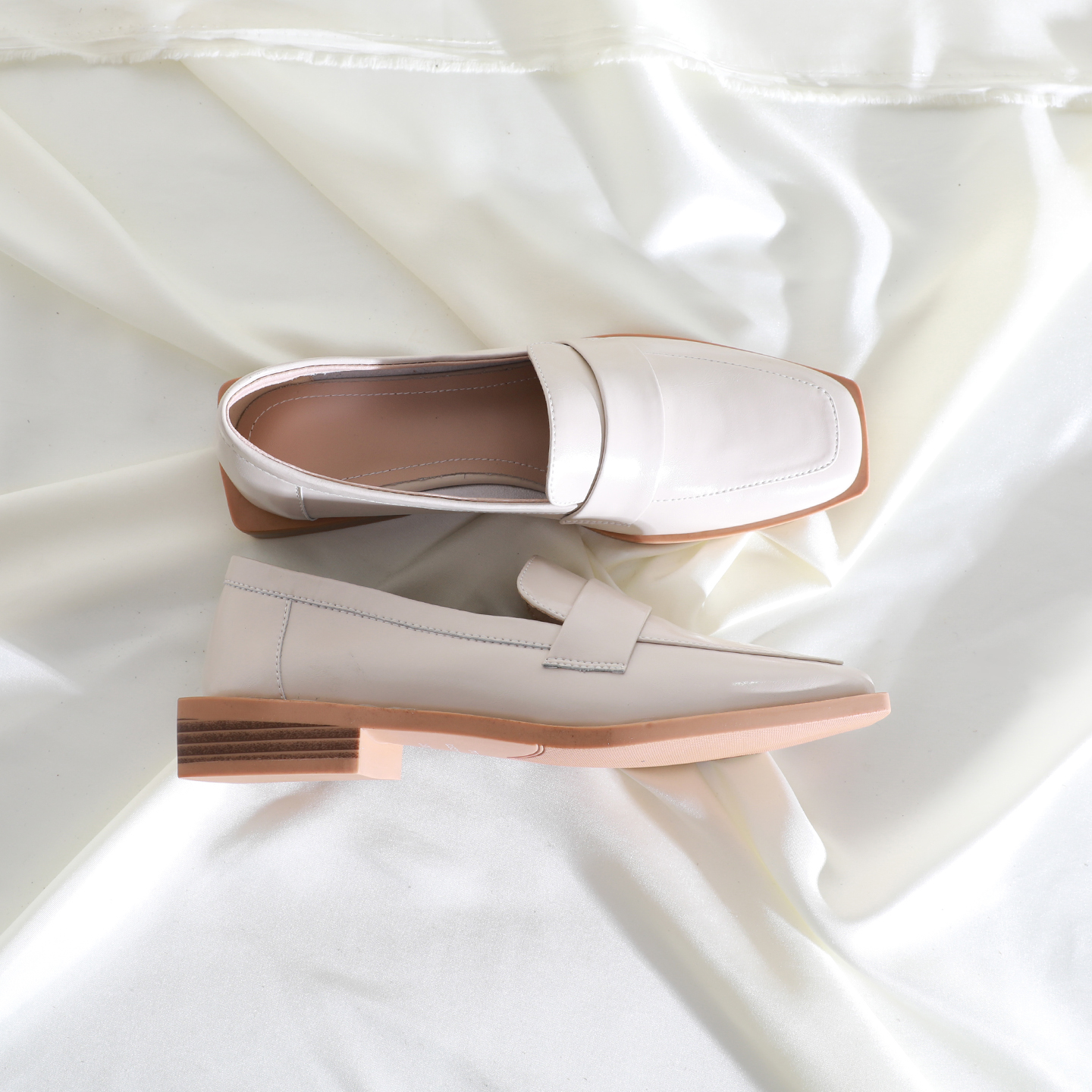 莲花府邸春季新款单鞋时尚小皮鞋