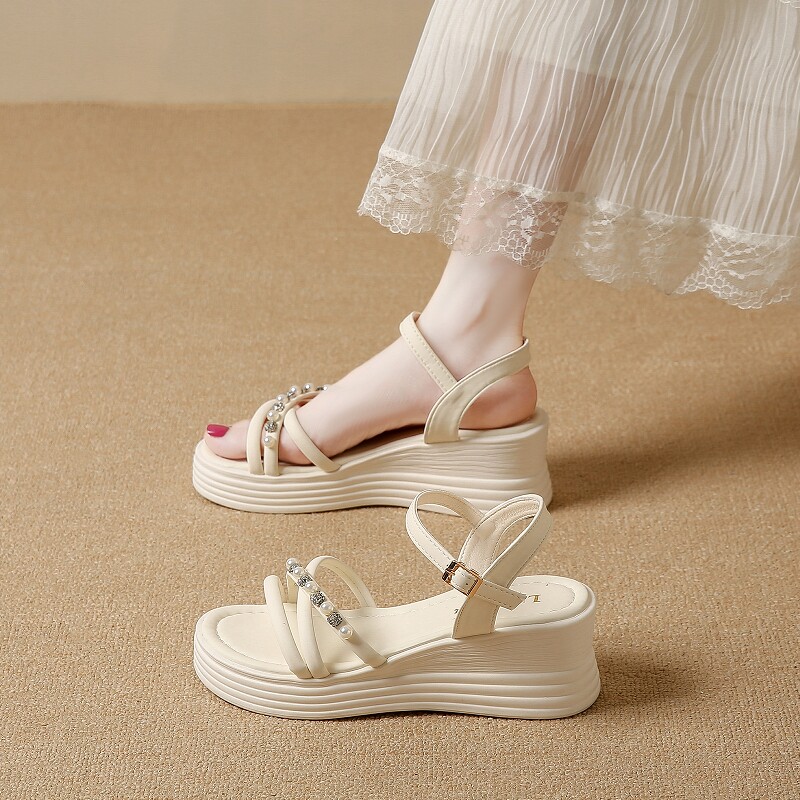 夏季凉鞋女夏季外穿不累脚时尚高级感外穿通勤上班户外沙滩凉拖鞋