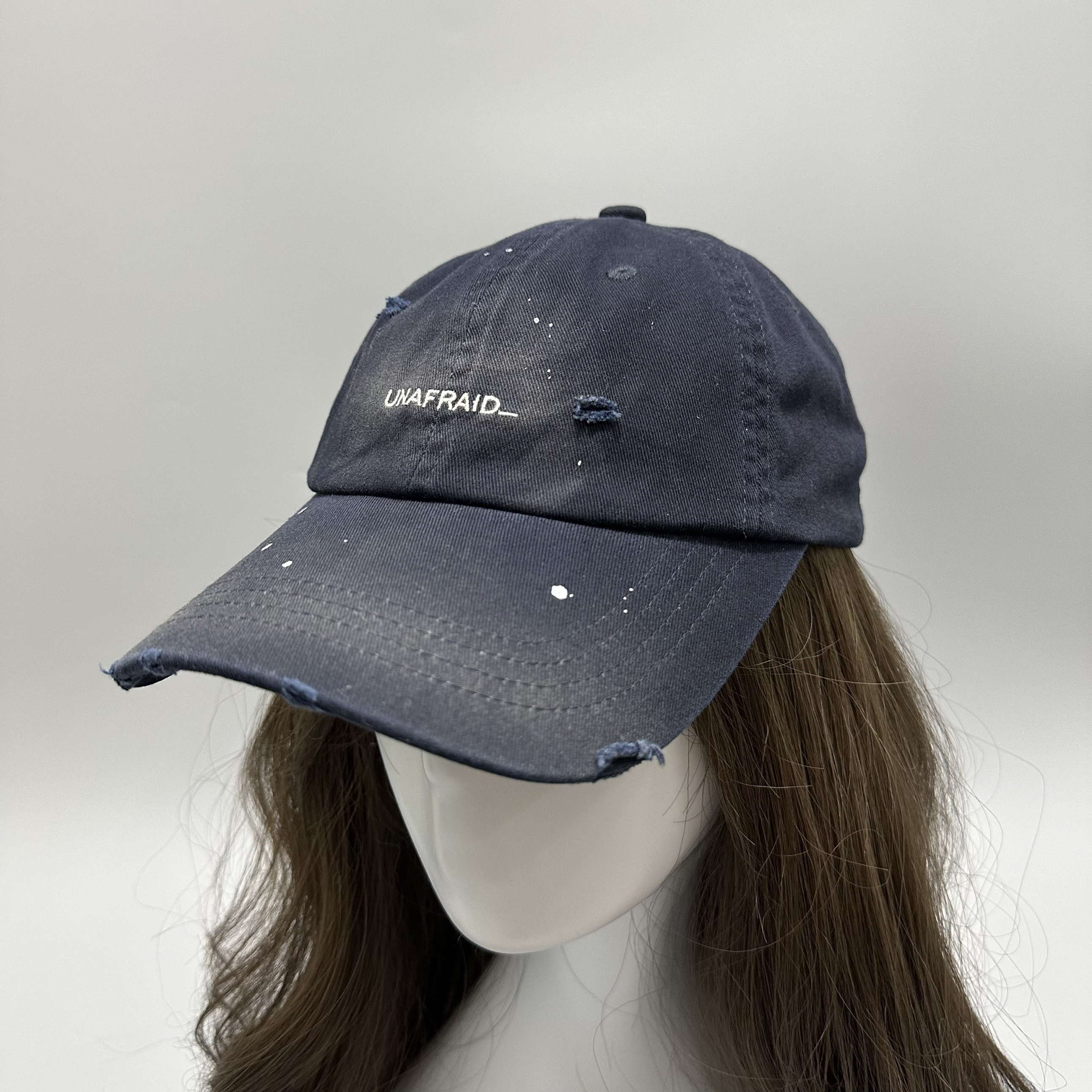 涂鸦字母棒球帽女水洗灰色百搭软顶遮阳帽2024秋新款显脸小鸭舌帽