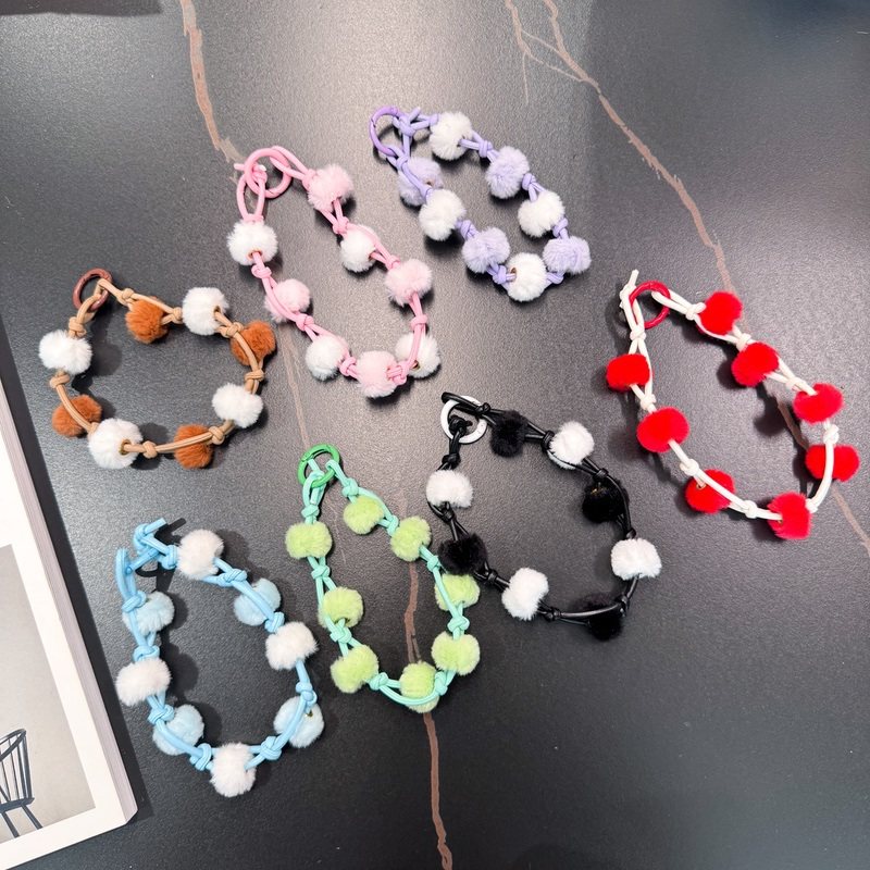 秋冬个性手工扭扭打结毛球编织手机挂件箱包配饰链条防丢简约纯色
