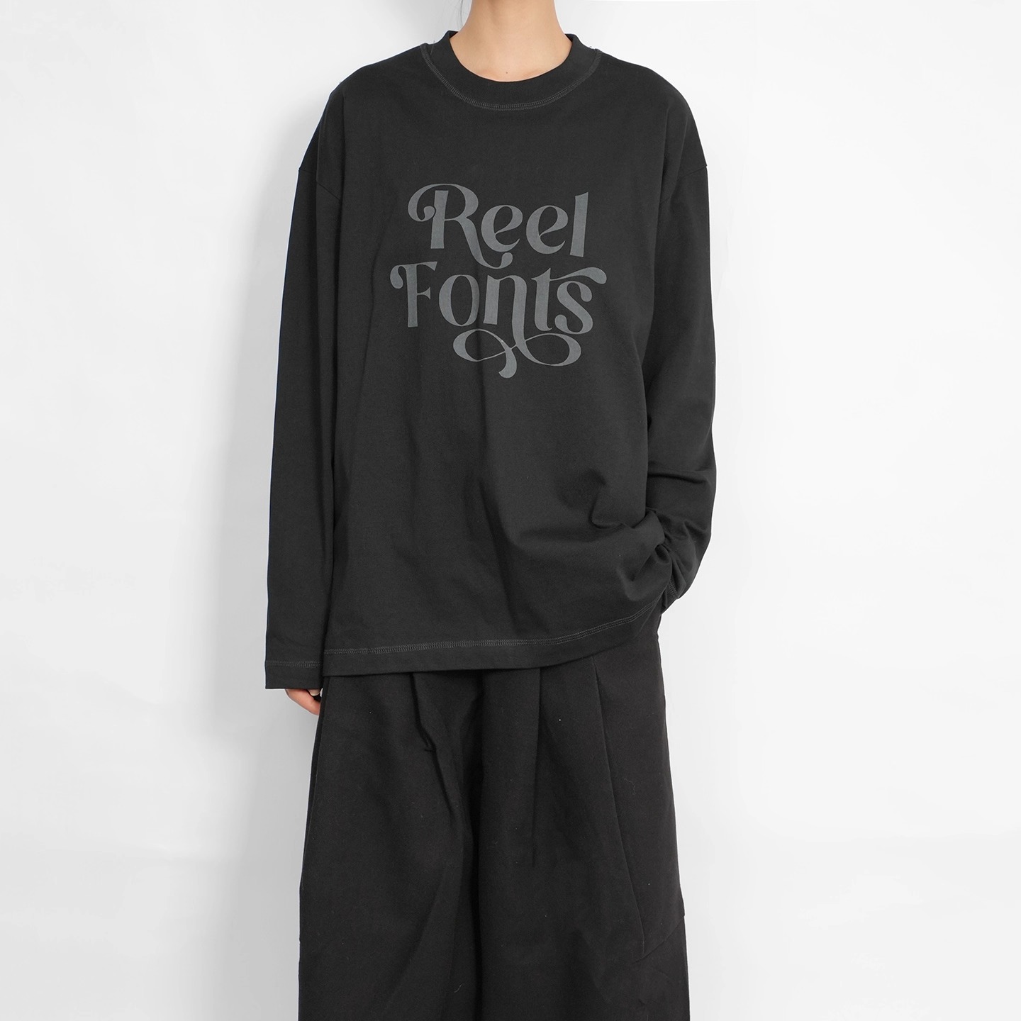 AIRROOM基础印花内搭长袖黑色T恤