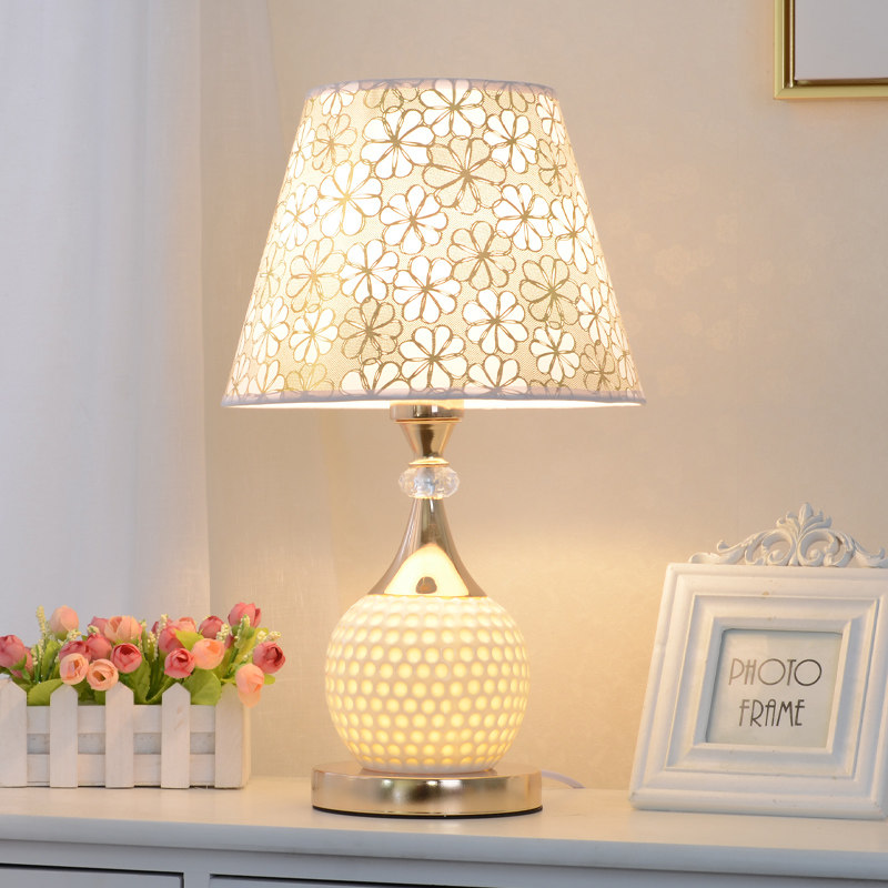 欧式触摸简约遥控结婚庆卧室床头灯客厅创意时尚调光布艺节能台灯