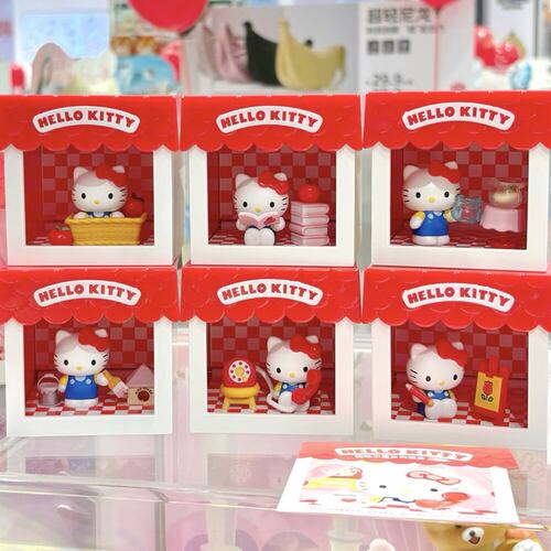 正版Hello Kitty趣味小屋系列微盒潮玩桌面摆件可爱女生生日礼物