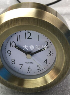 闹钟圆形金属星级酒店客房