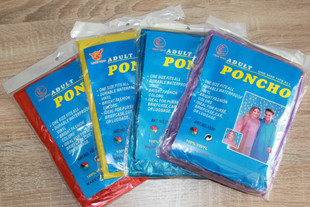 厂家直销加厚型一次性塑料雨衣便携雨衣成人加大加厚旅游漂流雨衣