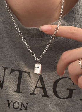 方牌字母吊坠项链女韩版时尚个性星星S925银锁骨链ins小众颈链潮