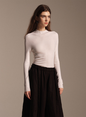 SOFTSELF雾绒诗秋季新款显瘦无缝一体80支杨子纱羊毛白色打底女