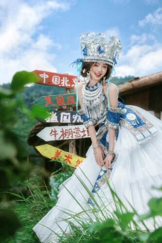 苗族服装女蜡染纱裙礼服少数民族服饰苗疆少女旅拍写真舞台演出服