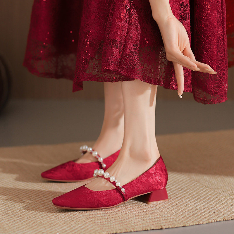 红色珍珠一字带单鞋汉服3CM春秋浅口伴娘婚鞋高跟鞋旗袍中式女鞋