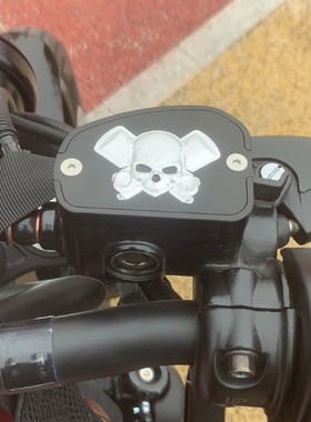 长江400/700/650bobbie前刹车泵盖子 油泵盖 油杯盖 油壶装饰盖