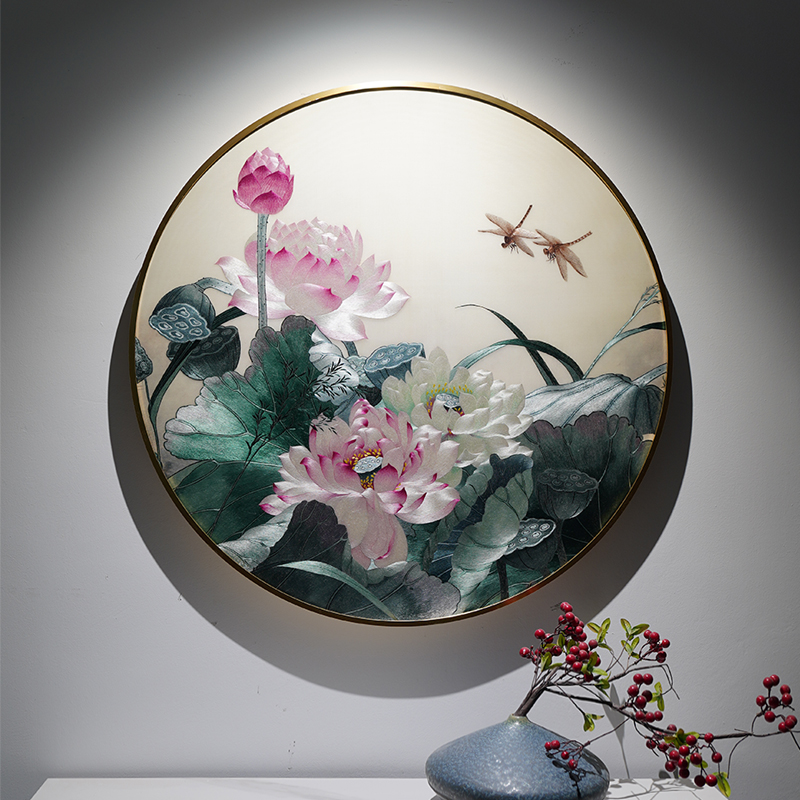 手工苏绣香远益清圆形挂画书房玄关客厅乔迁送礼新中式刺绣装饰画图片