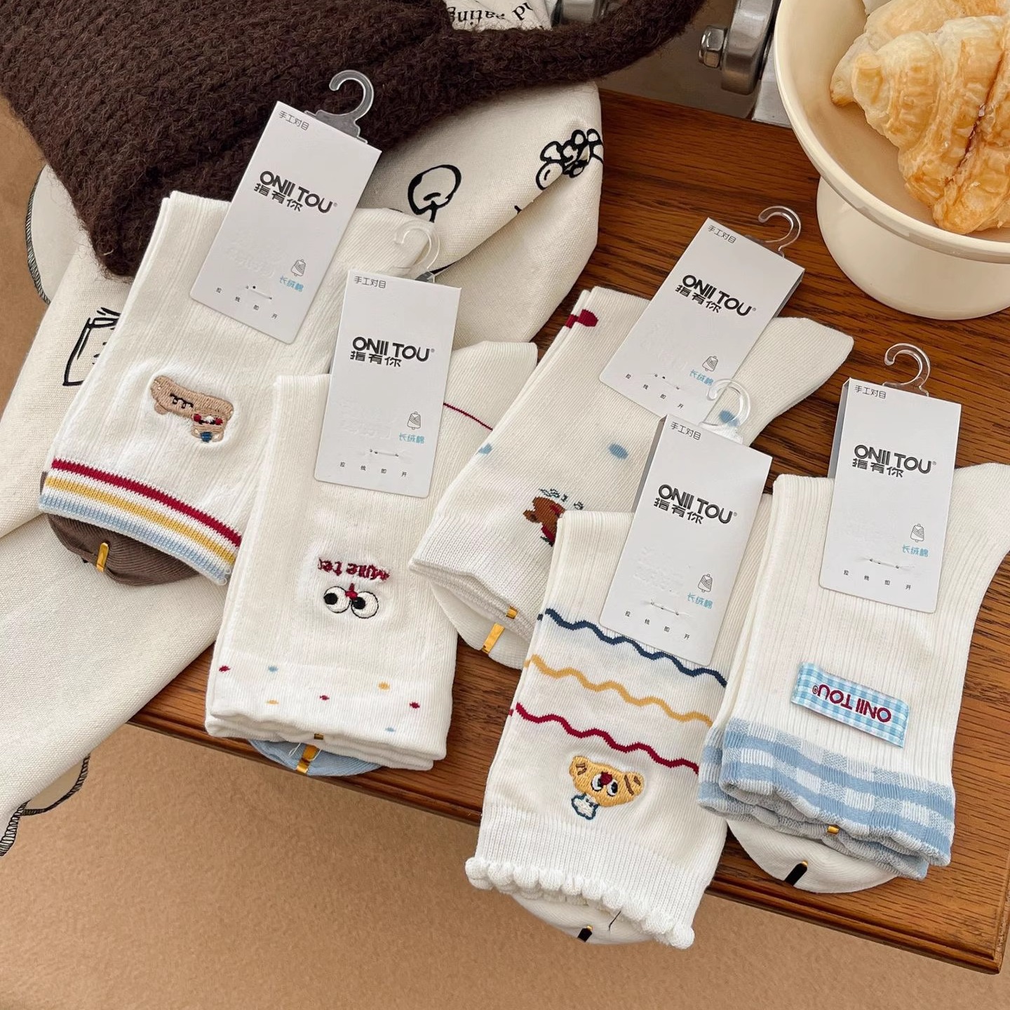 ONII TOU指有你卡通可爱中筒袜手工对目小白袜子女纯棉薄款高颜值