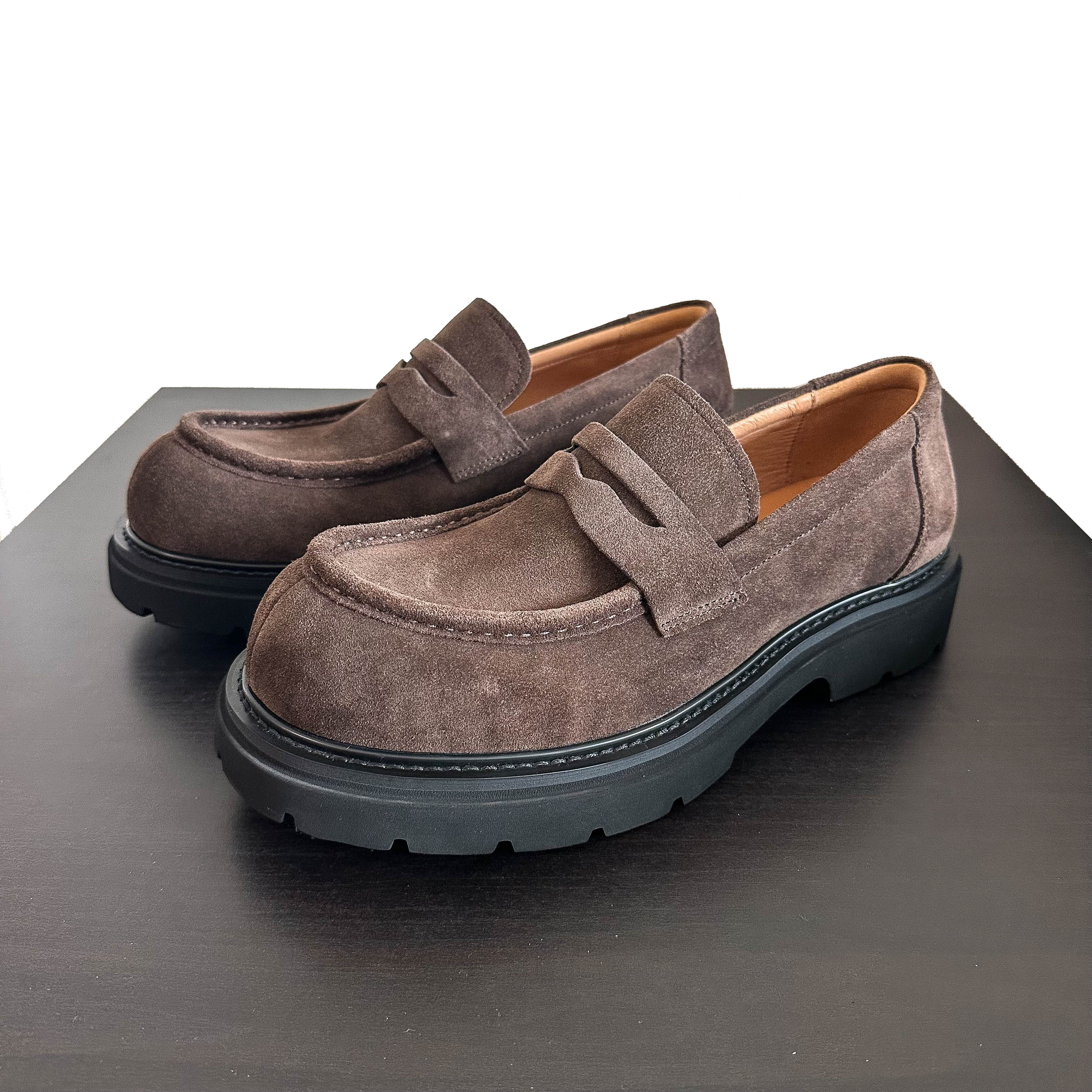 复古反绒皮乐福鞋ins潮男翘头百搭豆豆鞋老钱风厚底增高休闲皮鞋