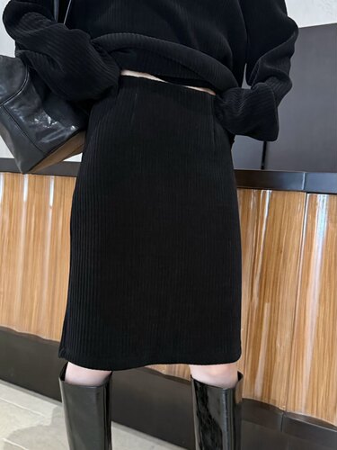 摩登mdeng灯芯绒直筒半身裙女秋季2026新款百搭显瘦中长裙潮S8399