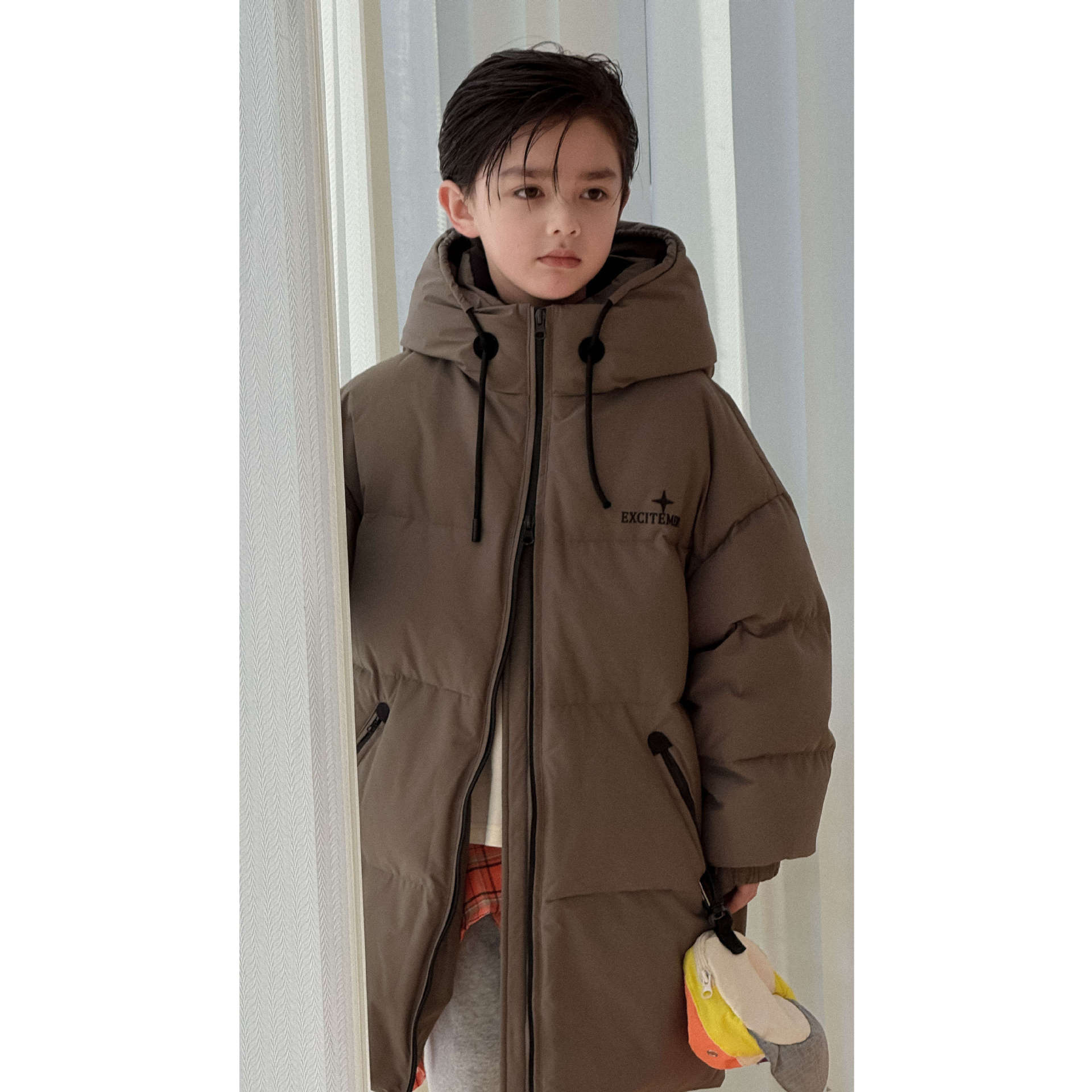 【呦奇】2025新款儿童羽绒服加厚长款连帽白鸭绒羽绒服U226146