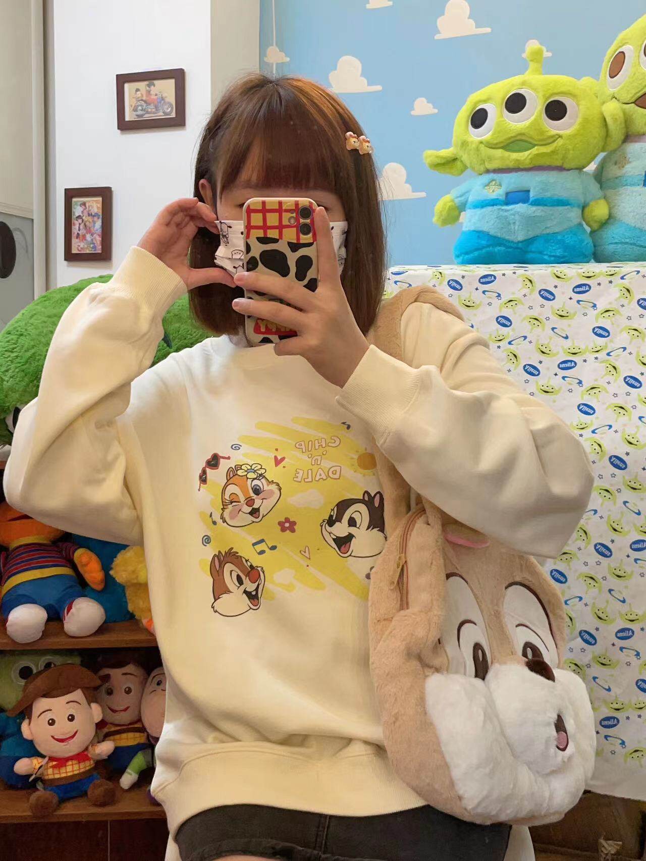 WHAT'S UP 自制童趣奇奇蒂蒂可爱卡通印花宽松奶杏色oversize卫衣