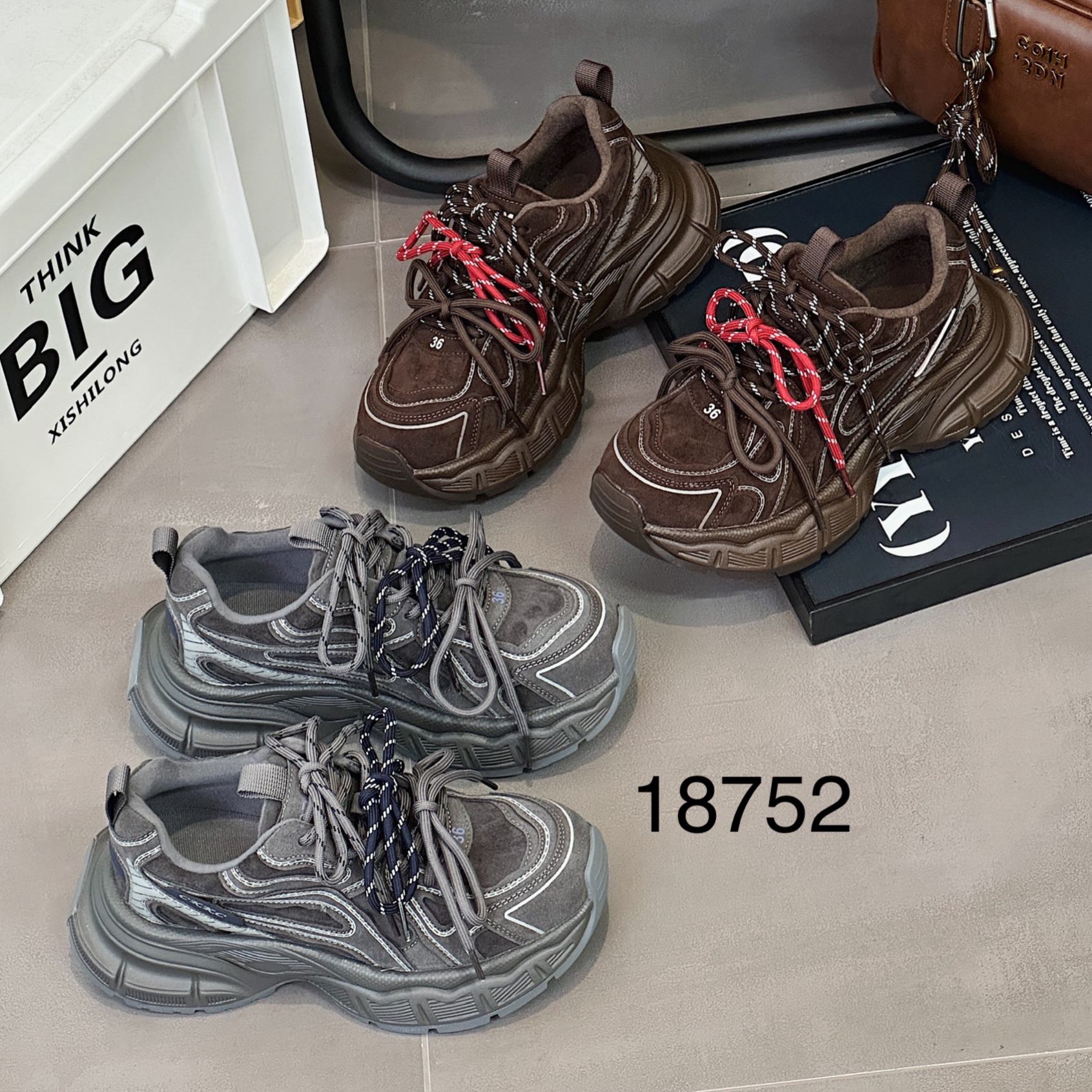 她菲娅2025冬新款欧货真皮老爹鞋女加绒厚底百搭休闲运动鞋18752