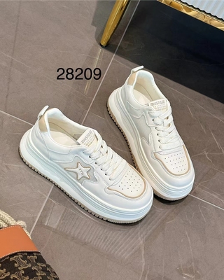 她菲娅2024夏真皮单网厚底小白鞋女新款星星百搭休闲板鞋女28209