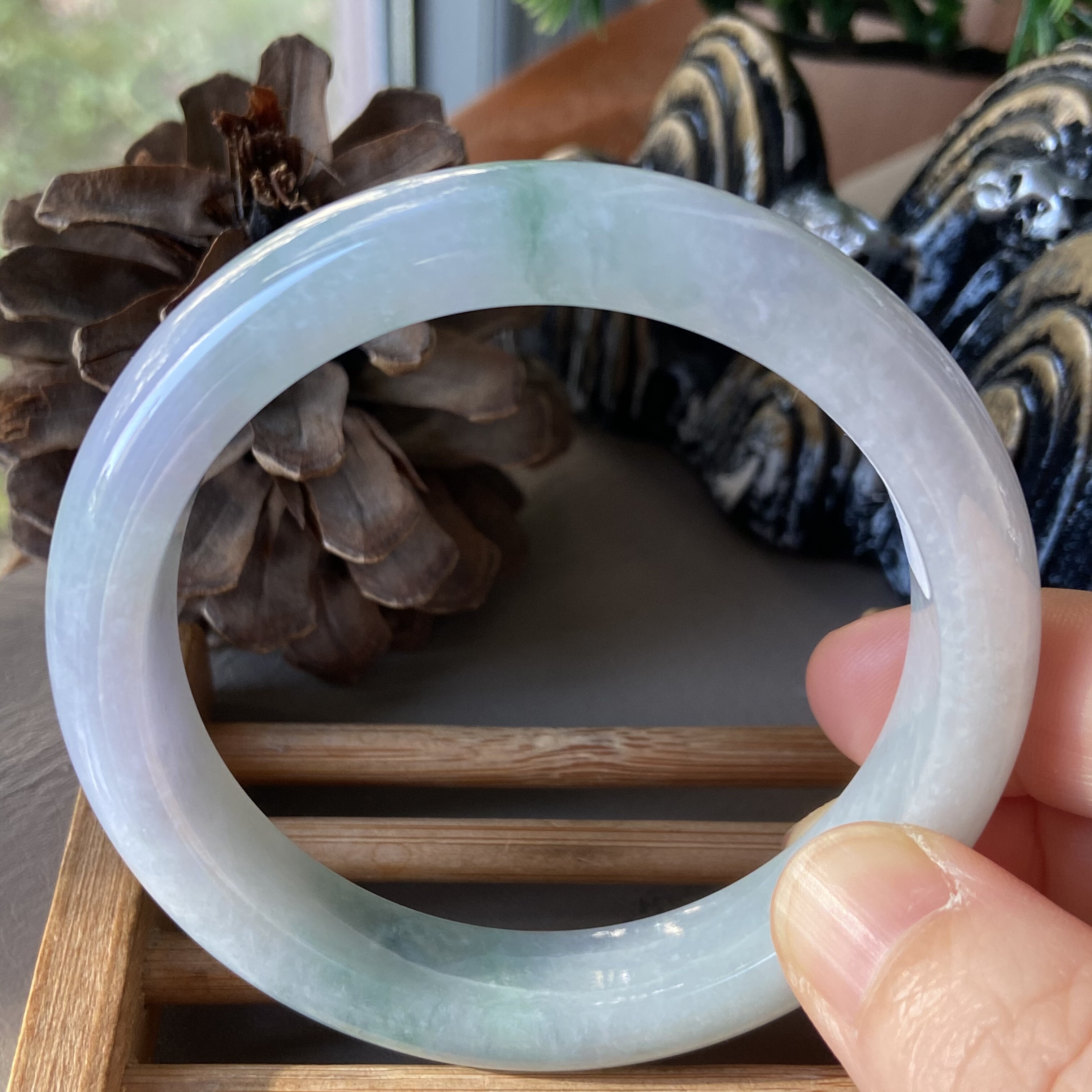 天然缅甸翡翠手镯55冰糯种飘绿花玉镯子56老坑a货0677带证书