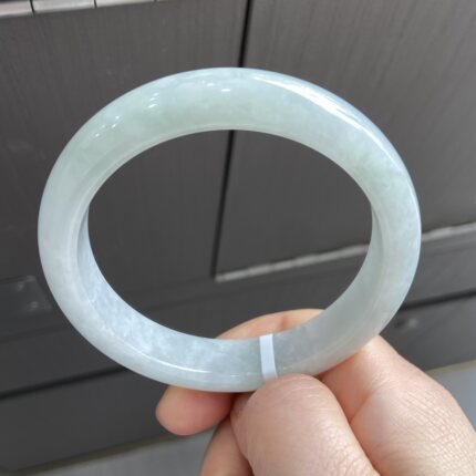天然缅甸翡翠手镯58冰糯种飘绿花宽版玉镯子老坑a货0239带证书
