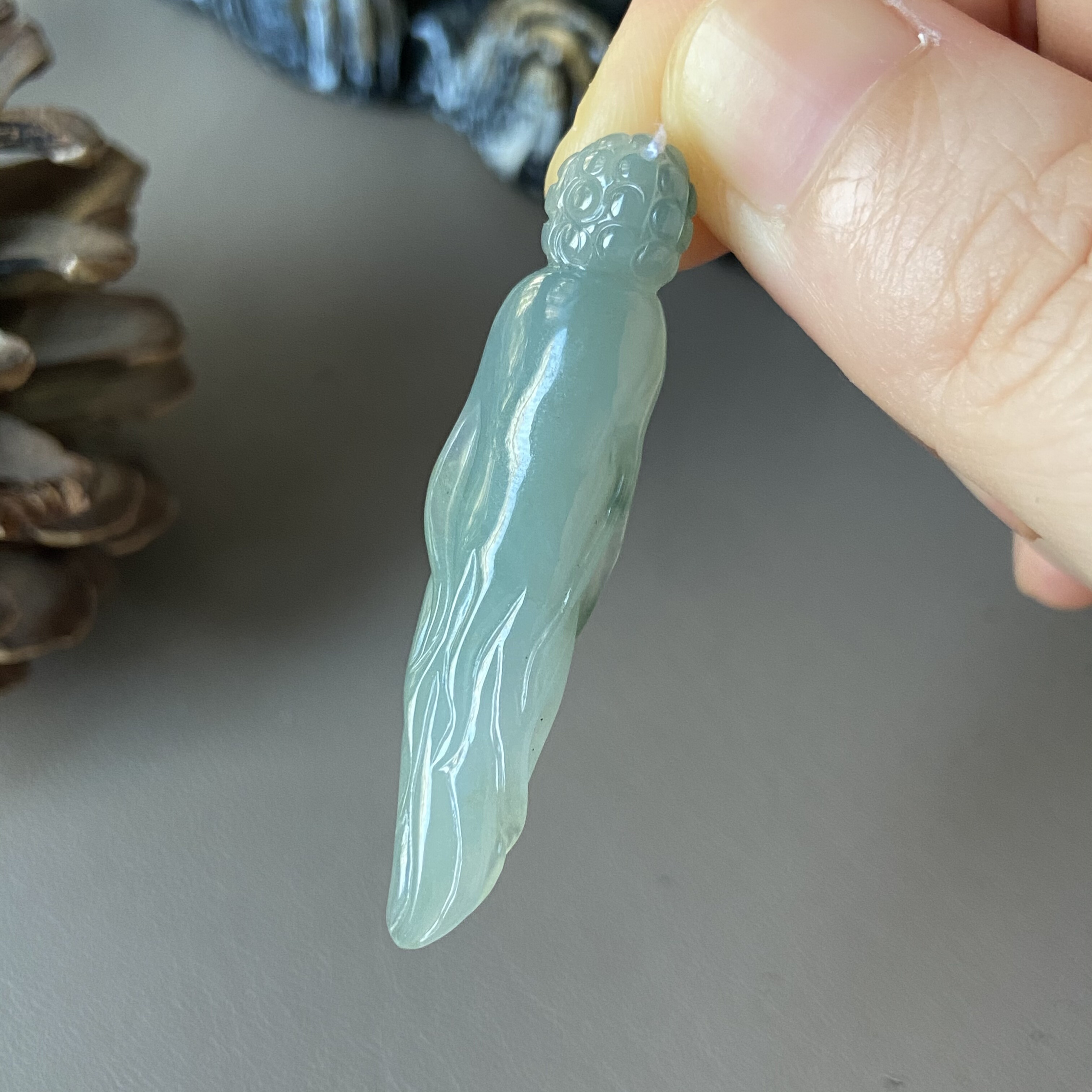 天然缅甸翡翠吊坠人参挂件冰糯种油青绿老坑a货4624带证书