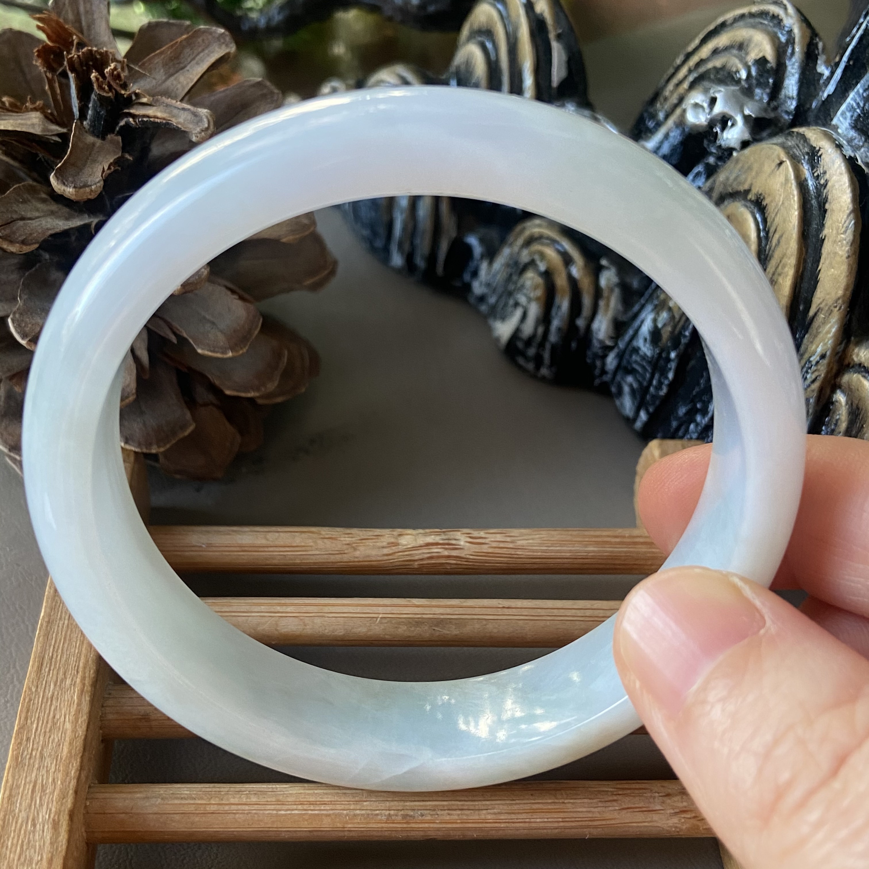 天然缅甸翡翠手镯58冰糯种浅绿白月光老坑a货玉镯子59带证书0321