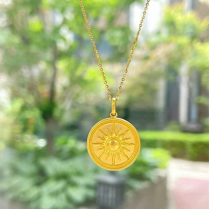 太阳神树圆牌项链 女纯银925镀黄金色发财树硬币锁骨链个性设计潮