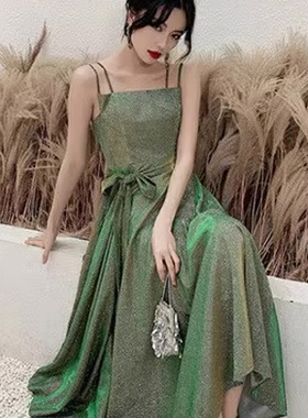 渐变绿色伴娘服时尚个性亮晶晶年会小礼服2025新款姐妹连衣裙中长