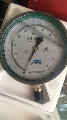 阳泉市精仪密仪表厂耐震精密压力表0.4级YBN150 0-60MPA