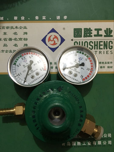 YQQ-04大阀体氢气减压器青岛国胜焊割设备有限公司