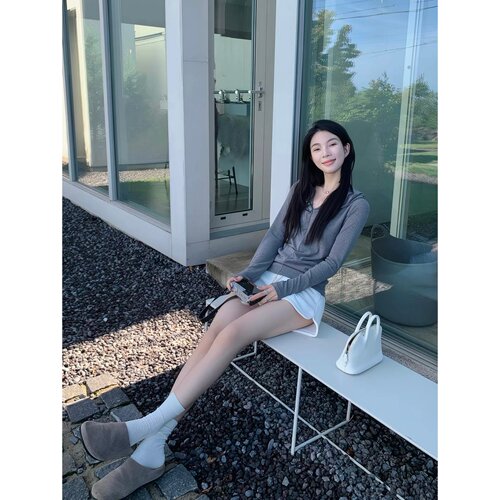 H37修身连帽长袖打底衫女秋季弹力软糯显瘦简约套头内搭T恤上衣