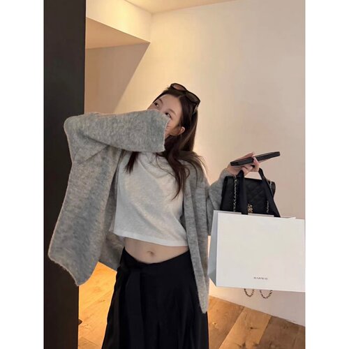 软糯针织开衫女H19早秋宽松大版毛衣简约氛围感无扣外搭上衣外套