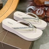 夏季 人字拖女沙滩鞋 坡跟凉拖时尚 2026新款 外穿松糕厚底增高亮钻款