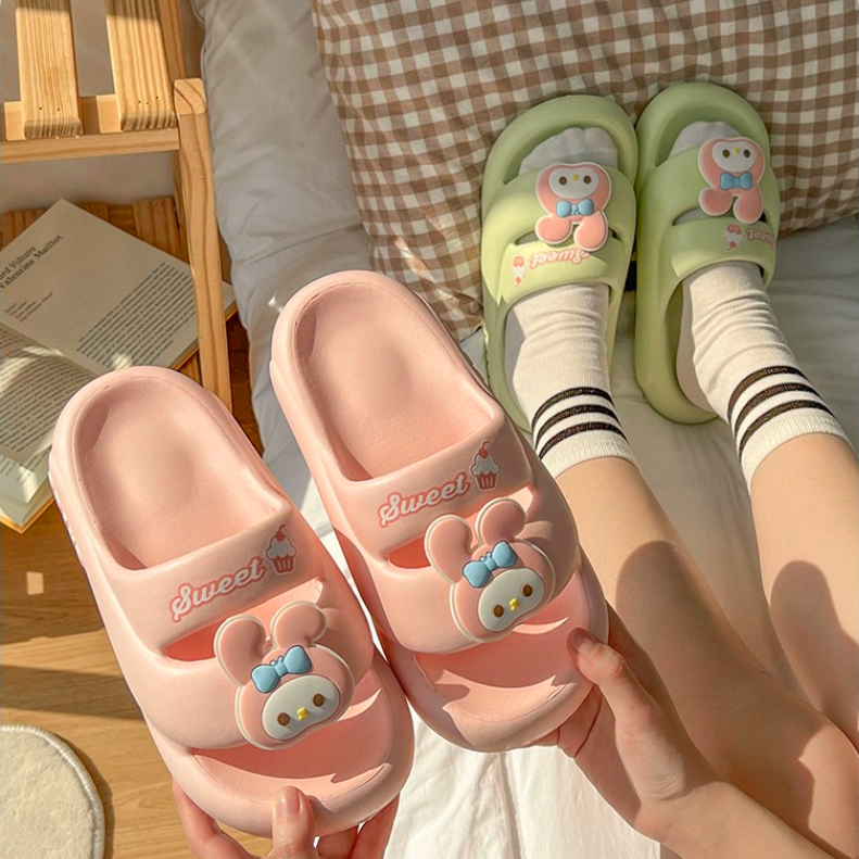 厚底防滑洗澡凉拖海边女可爱拖鞋