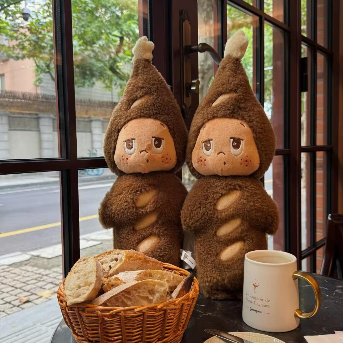 新品星星人法棍抱枕美味时刻周边毛绒公仔女生潮流玩偶抱枕礼物