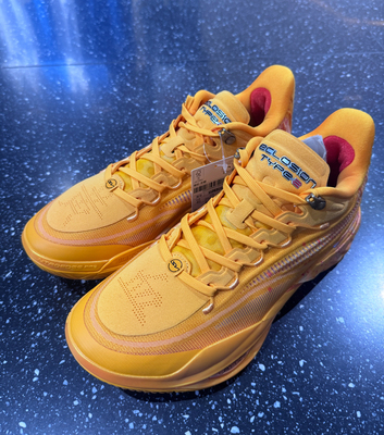 ANTA SNEAKERVERSE eclosion Type2 安踏橙 中足碳板 低帮 篮球鞋