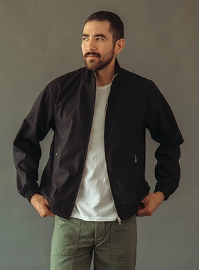 Lady White x Phigvel 合作款复古运动外套宽舒剪裁羊绒开衫夹克