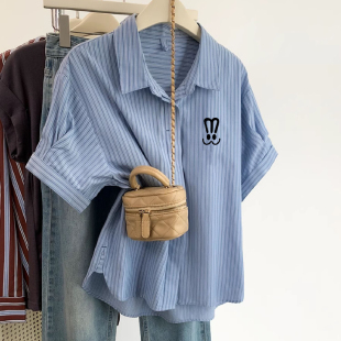 女夏季 衬衫 宽松上衣 简约小众polo领正肩条纹短袖 胖妹妹200斤大码
