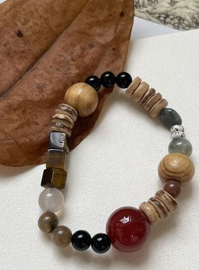 新款红色秋冬中式复古彩色串珠手链女小众叠戴手饰设计感手串