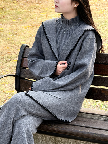 云绒美式复古蝴蝶结短款内搭修身毛衣外套女秋冬连帽针织开衫上衣