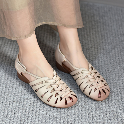 80825复古风头层牛皮手工打孔软皮软面平底舒适妈妈鞋