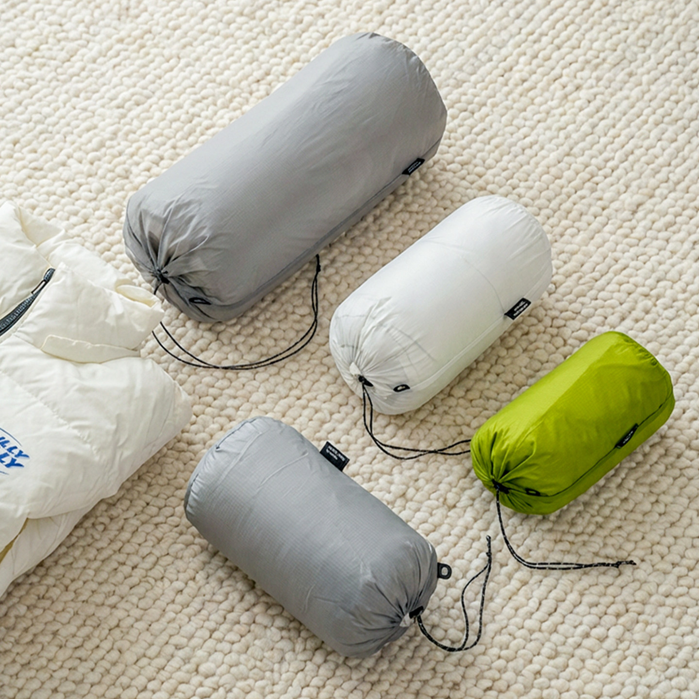 旅行羽绒服专用收纳袋行李箱便携衣物压缩袋整理包抽绳防尘束口袋,收纳整理,衣物收纳袋,淘宝优惠券,粉丝福利购,淘宝优惠卷