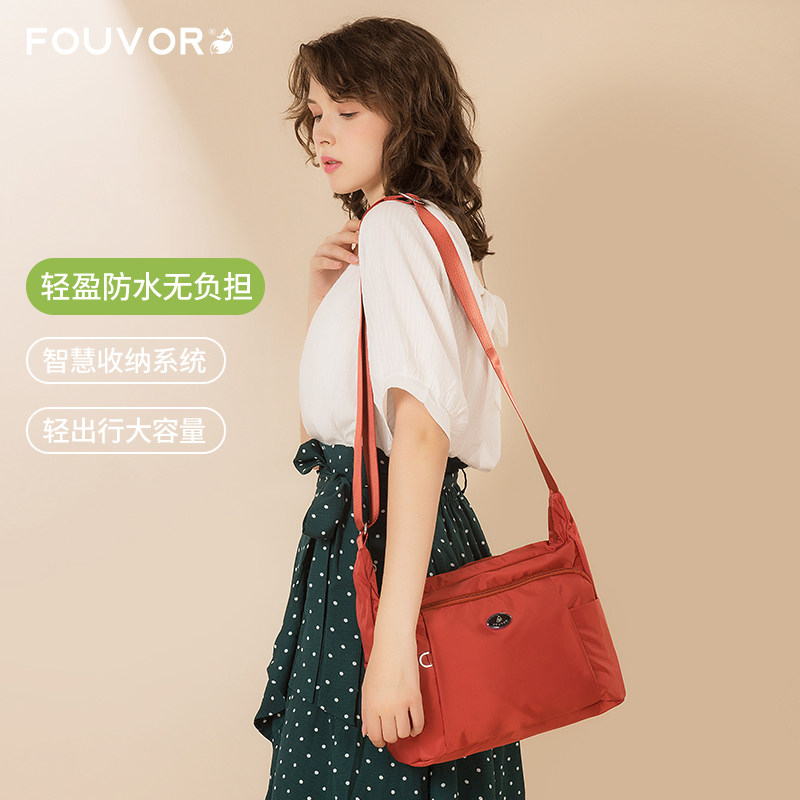 时尚大容量斜挎包女2026冬季新款帆布包女士牛津布大气单肩包妈妈